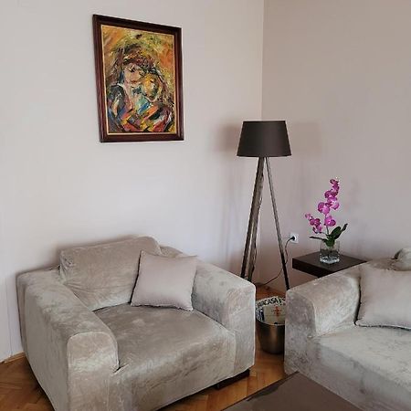 Soleil Central Apartments Skopje Luaran gambar