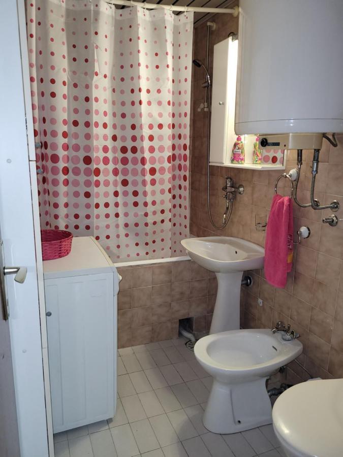Soleil Central Apartments Skopje Luaran gambar